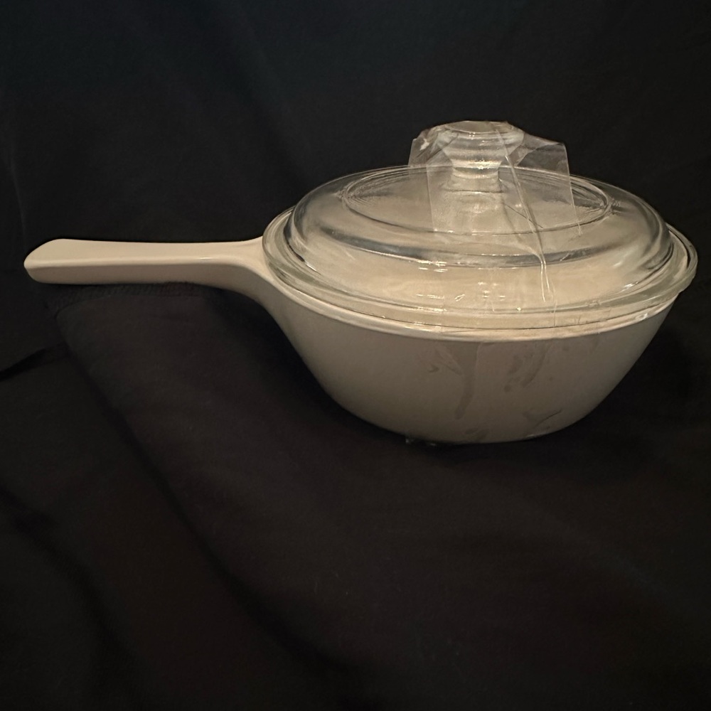 Corningware Menuette Pan with lid